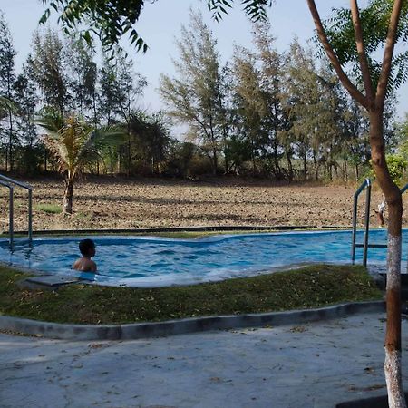 Bhavna Resort & Farm Surendranagar Bagian luar foto
