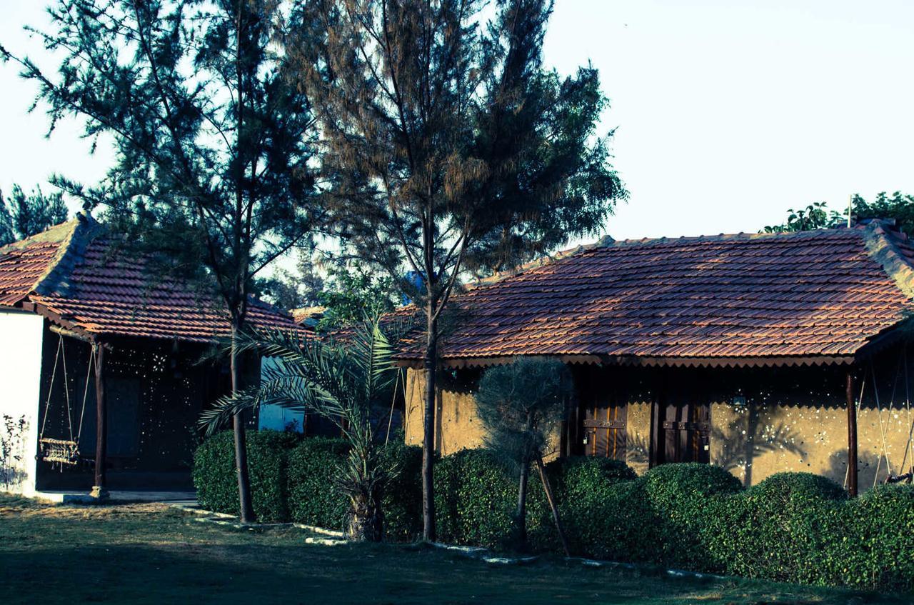 Bhavna Resort & Farm Surendranagar Bagian luar foto